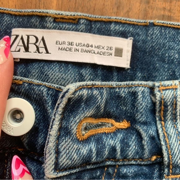 Zara Mom Jeans | Size 4 - Picture 5 of 5